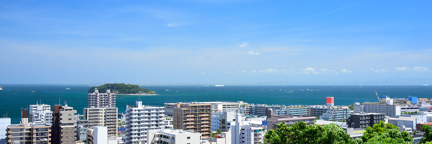 横須賀市の町並み